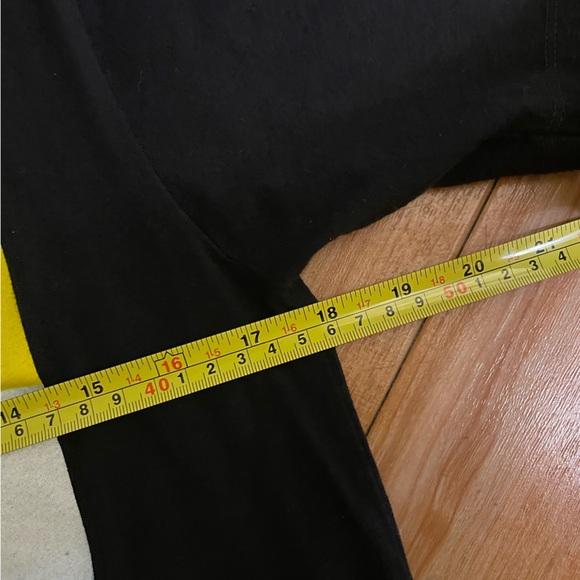 The Band Perry Black Graphic T-Shirt - Picture 3 of 5